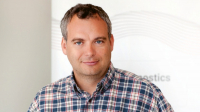 Pavel Konečný, zakladatel a předseda představenstva Neuron soundware s IoT zařízením nBox, které sbírá a zpracovává zvuky strojů Pavel Konečný, zakladatel a předseda představenstva Neuron soundware s IoT zařízením nBox, které sbírá a zpracovává zvuky strojů