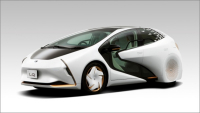 Olympioniky v Tokiu svezou futuristická vozítka od Toyoty