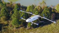 Hybridní dron HAMR zvládne více než tříhodinový let