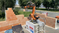 Stavebniny DEK a ČVUT vyvíjí robotického stavaře Stavebniny DEK a ČVUT vyvíjí robotického stavaře