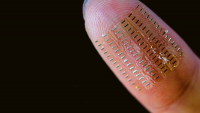 Nejmenší biosuperkapacitor zajistí napájení biomedicínských mikrosystémů