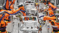 Listopadová produkce automobilů zmírnila dosavadní ztráty Listopadová produkce automobilů zmírnila dosavadní ztráty