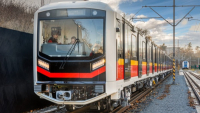 První souprava metra pro Varšavu se chystá na testy na Velimi
