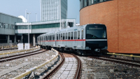 Wiener Linien představují inovativní digitální informační systém pro cestující v nové soupravě metra Wiener Linien představují inovativní digitální informační systém pro cestující v nové soupravě metra