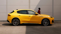 Bridgestone vyvinul pro nové D-SUV Maserati Grecale speciální verzi pneumatik Potenza Sport