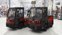 Nová řada elektrických tahačů a plošinových vozíků Linde