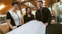 Firma Aveton spolupracuje s libereckou univerzitou na vývoji akustického skla Glasio