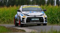Toyota Yaris s vodíkovým spalovacím motorem se proháněla na belgické rallye
