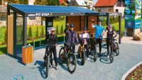 Přístřešky pro auta i pro elektrokola Přístřešky pro auta i pro elektrokola