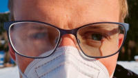 Ultratenká vrstva zlata zajistí ochranu brýlí proti zamlžování