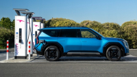 Kia představuje technologii Plug&Charge pro snadné dobíjení elektromobilů Kia představuje technologii Plug&Charge pro snadné dobíjení elektromobilů