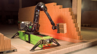 Start zdicího robota Start zdicího robota