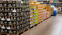 Nedostatek vytříděných plechovek brzdí růst podílu recyklátu v obalech. Pomohlo by zálohování Nedostatek vytříděných plechovek brzdí růst podílu recyklátu v obalech. Pomohlo by zálohování
