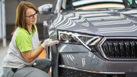 Zahájením výroby modernizovaného modelu Octavia otevírá Škoda Auto novou kapitolu Zahájením výroby modernizovaného modelu Octavia otevírá Škoda Auto novou kapitolu