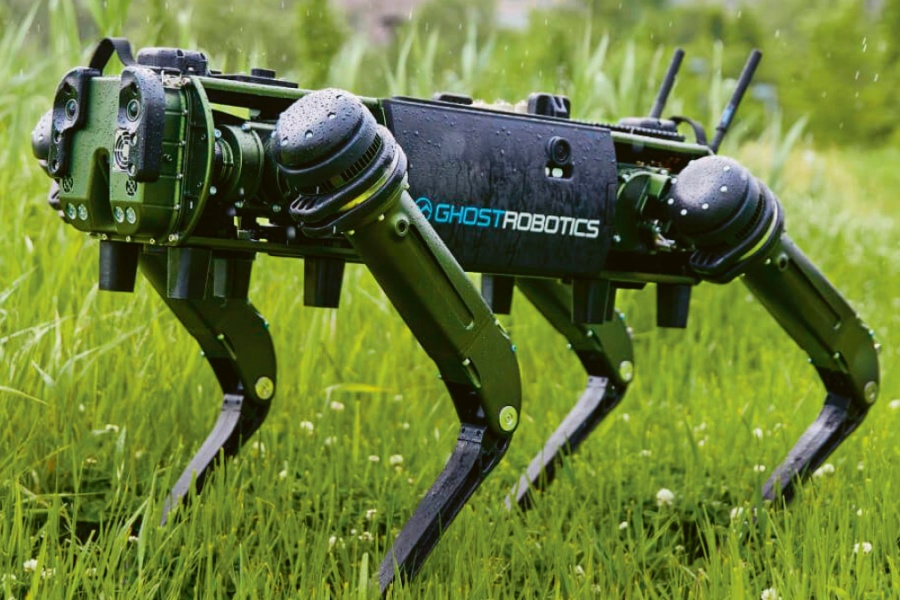 Roboti zvládají pohyb i těžkým terénem © Ghost Robotics