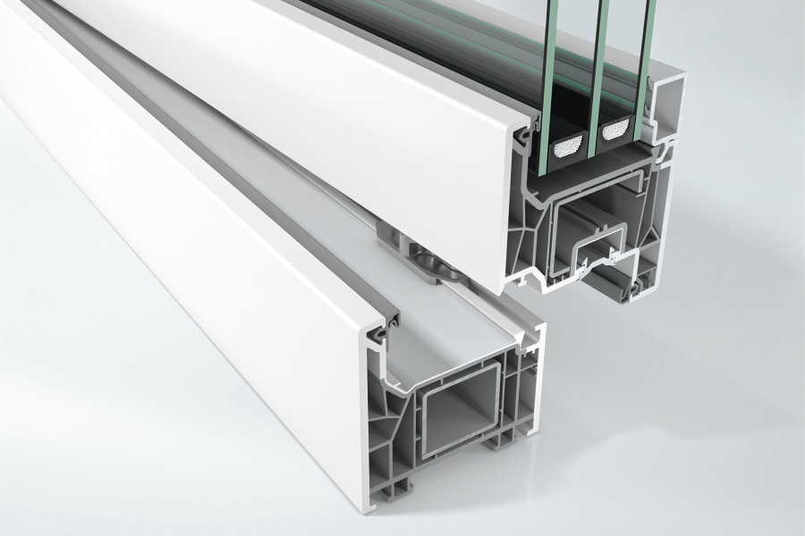 Nový systém Schüco FocusIng nabízí moderní vzhled hliníkových profilů, skvělé tepelně izolační parametry a snížení emisí CO2 díky využití recyklovaných materiálů.