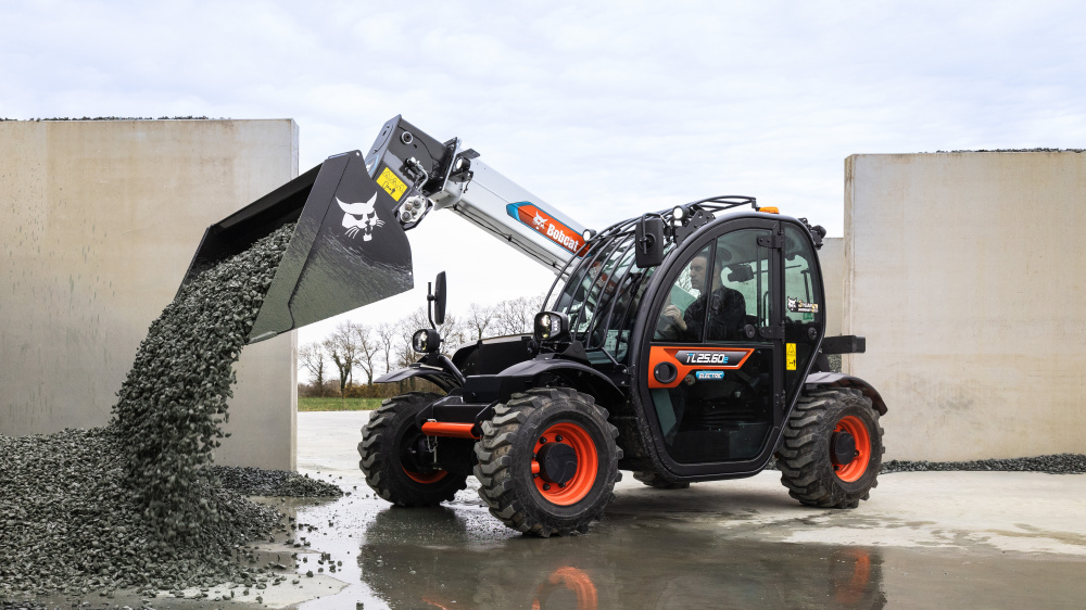 Bobcat TL25.60e Electric Telehandler Concept