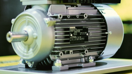 Téma čísla: Mezinárodní veletrh Amper 2026