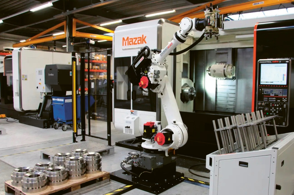 Robotická buňka RoboJob Turn-Assist © Mazak