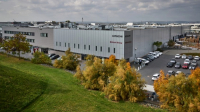 Hitachi Energy investuje více než 1,1 miliardy korun do rozšíření výrobního závodu na zařízení velmi vysokého napětí v České republice Hitachi Energy investuje více než 1,1 miliardy korun do rozšíření výrobního závodu na zařízení velmi vysokého napětí v České republice