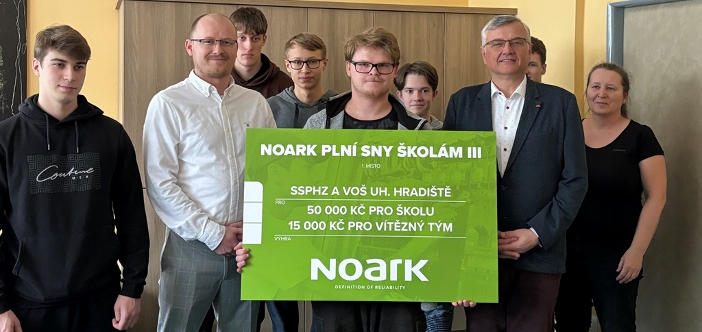 Loni byl českým výhercem soutěže NOARK PLNÍ SNY ŠKOLÁM tým SŠ PHZ a VOŠ Uherské Hradiště
