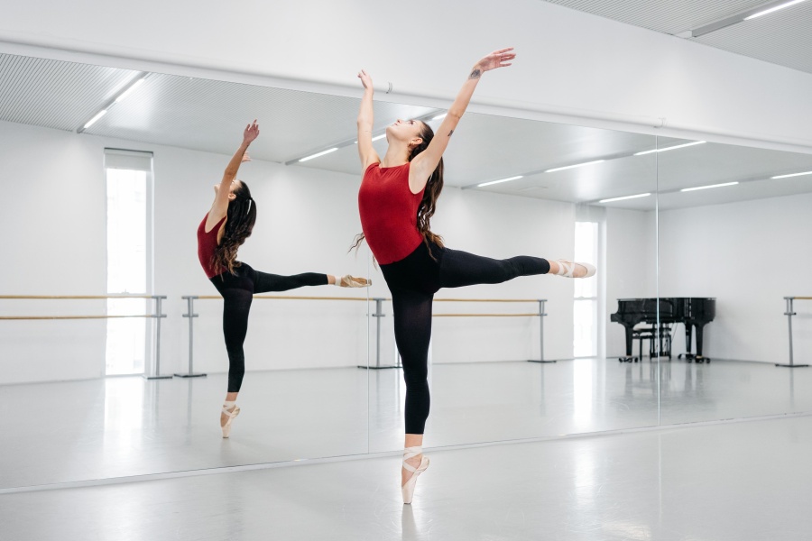 AGC Glass Europe uvádí na trh Stratobel Mirox