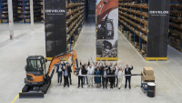Develon otevírá nové distribuční centrum náhradních dílů v Belgii s cílem posílit služby zaměřené na zákazníky v Evropě Develon otevírá nové distribuční centrum náhradních dílů v Belgii s cílem posílit služby zaměřené na zákazníky v Evropě