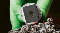 Bez obrazového snímače je na výstupu z optiky vidět 39 spekter © Fraunhofer IOF Bez obrazového snímače je na výstupu z optiky vidět 39 spekter © Fraunhofer IOF