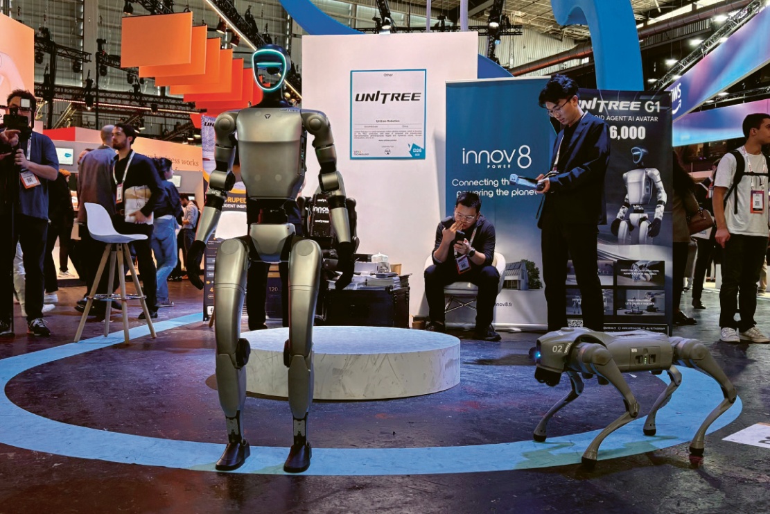 Humanoidní robot a čtyřnohý robot vyvinutí společností Unitree v centru pozornosti © VivaTech