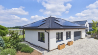 Nová norma chrání budoucí majitele FVE před nekvalitní instalací i podceněním jejího pojištění Nová norma chrání budoucí majitele FVE před nekvalitní instalací i podceněním jejího pojištění
