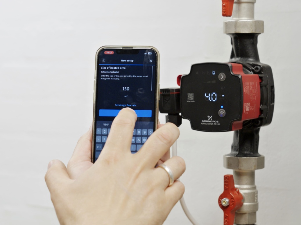 Ovládání oběhového čerpadla Grundfos ALPHA2 Go prostřednictvím chytrého telefonu