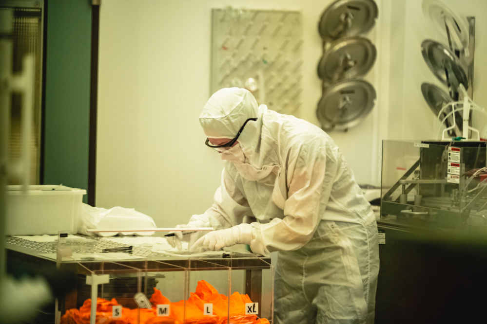 Neurální inženýrství na CEITEC VUT - příprava vzorků /Foto: Jakub Rozboud pro CEITEC VUT/ Neurální inženýrství na CEITEC VUT - příprava vzorků /Foto: Jakub Rozboud pro CEITEC VUT/