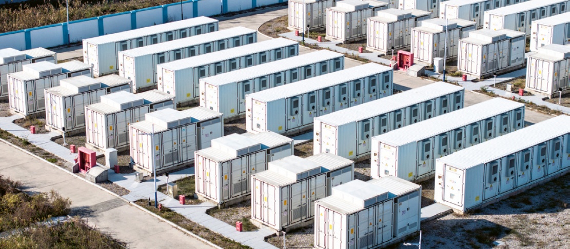 Ukázka bateriového úložiště © zhudifeng / iStock