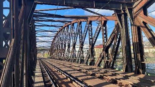 Výuka povrchových úprav a ochran povrchu pro potřeby praxe a získání certifikované kvalifikace - Korozní inženýr 2026