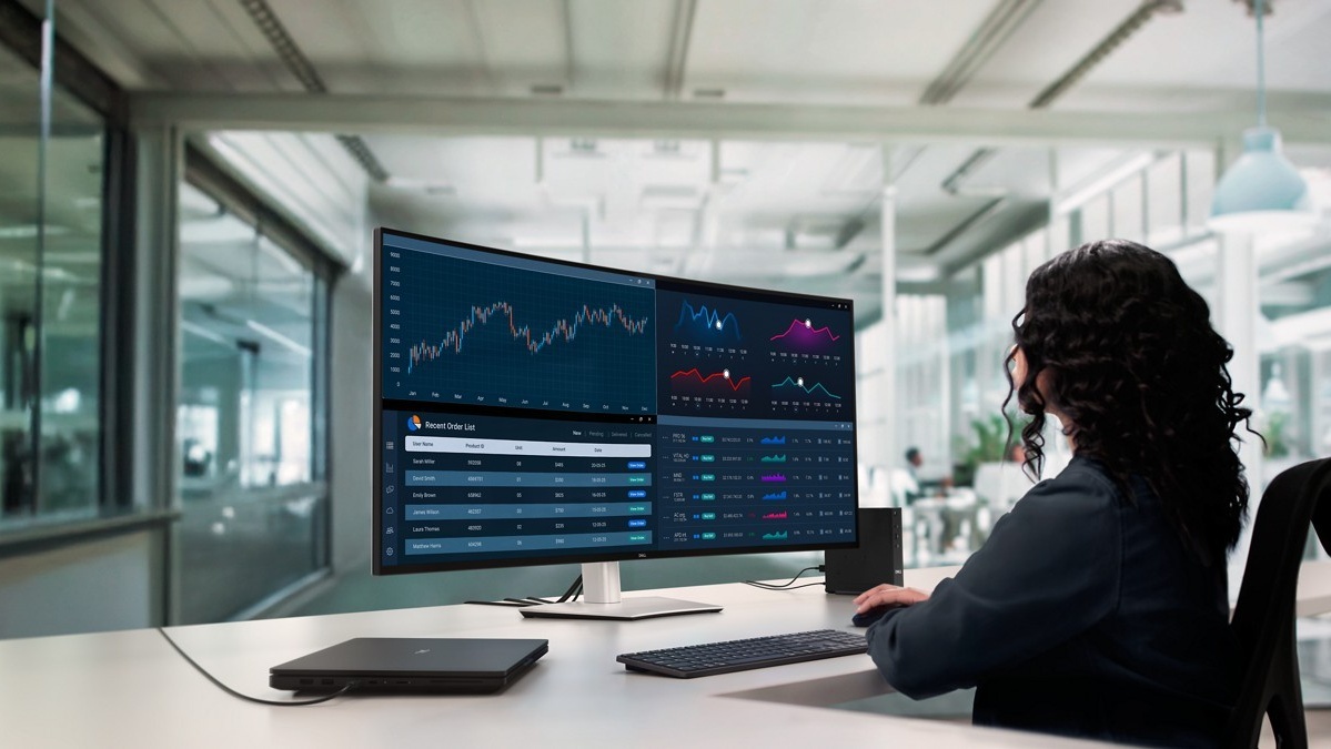 Dell UltraSharp 52 Thunderbolt Hub Monitor