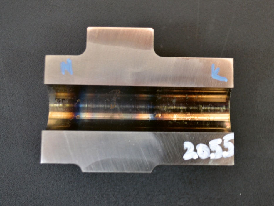 Výfuková vačka rozpůlená pro potřeby kontrolního měření