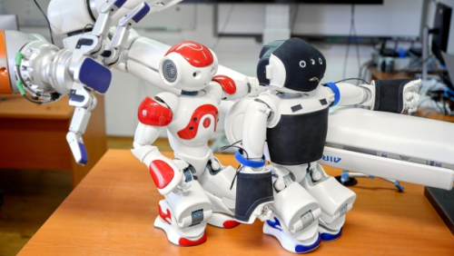 Mozek dětí se přizpůsobuje chybějící končetině už v raném věku /Ilustrační foto: Petr Neugebauer, FEL ČVUT/