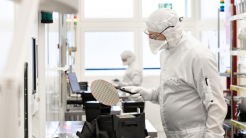 Společnosti Hitachi Energy a Pakal Technologies spojují síly při vývoji průlomového křemíkového výkonového polovodiče