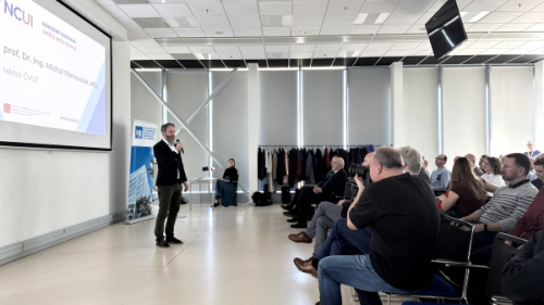 Na ČVUT startuje Národní centrum umělé inteligence