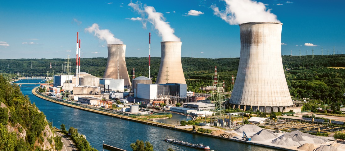 Jaderná elektrárna Tihange © jotily/iStock Jaderná elektrárna Tihange © jotily/iStock