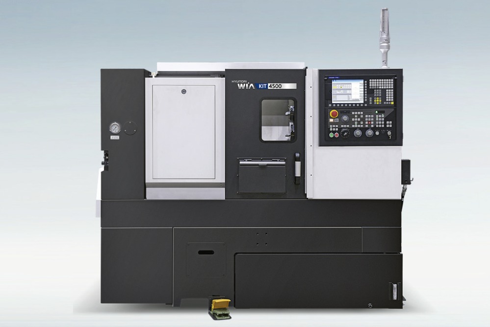 Dvouosý lištový CNC soustruh s 60° šikmým monolitickým ložem a lineárním LM vedením, navržené pro vysokou rychlost, přesnost a produktivitu — KIT4500 © Hyundai WIA Dvouosý lištový CNC soustruh s 60° šikmým monolitickým ložem a lineárním LM vedením, navržené pro vysokou rychlost, přesnost a produktivitu — KIT4500 © Hyundai WIA